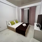 Appartement Happy Garsoniera,2 *